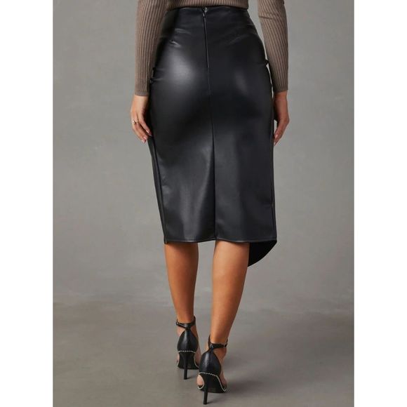 Black Twist Faux Leather Skirt - Picture 5 of 5